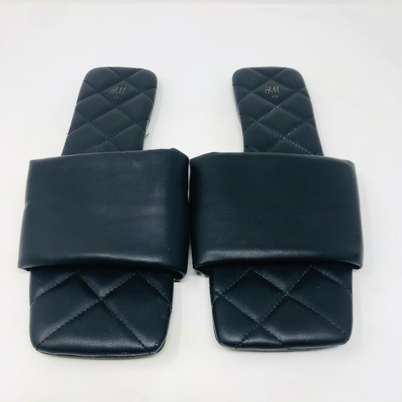 H&M Shoes - H&M Quilted Slip On Sandals Black Size 8.5